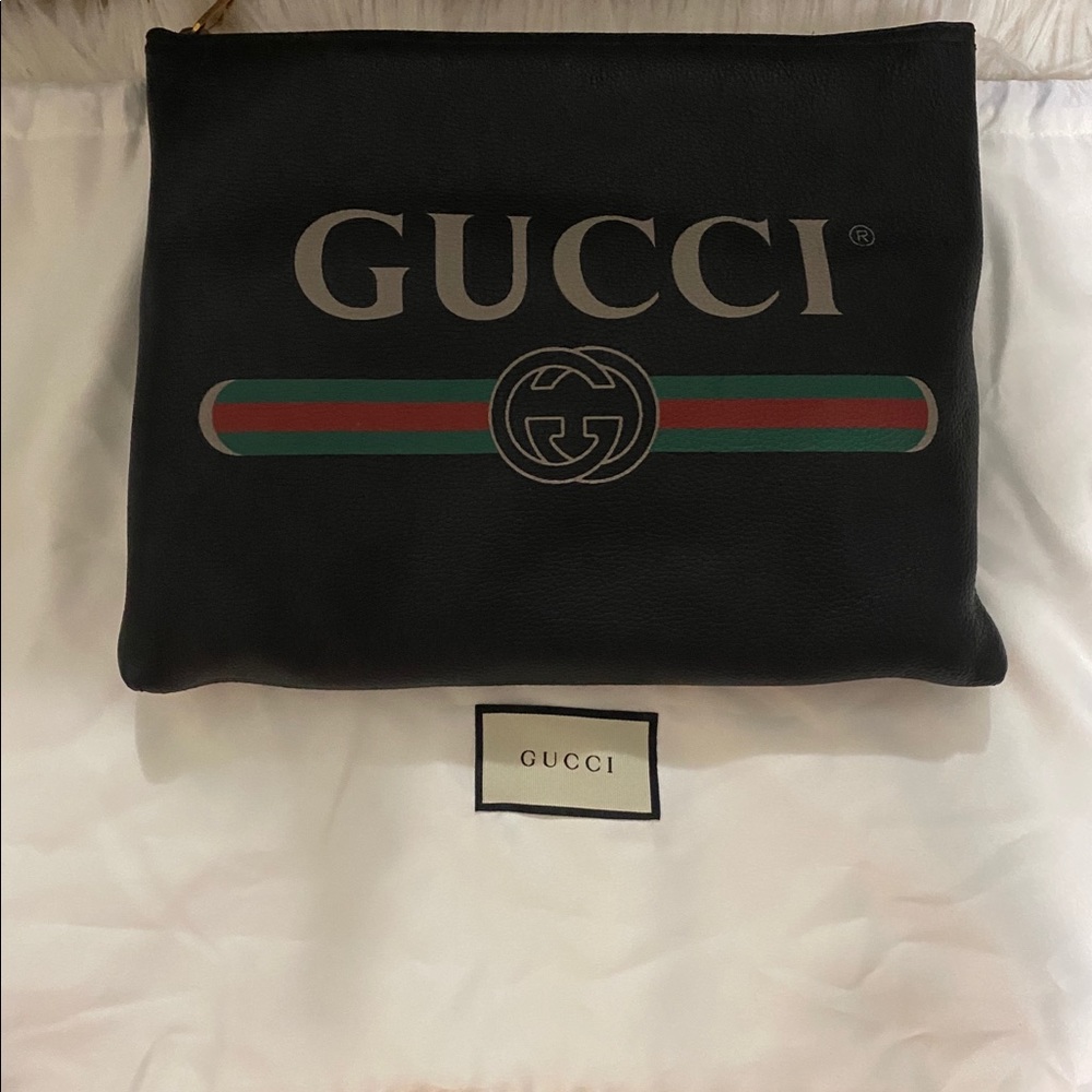 Gucci pouch